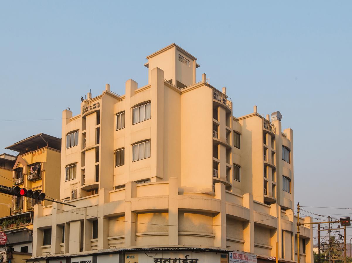 Oyo 13089 Hotel Gold Crest Navi Mumbai Buitenkant foto