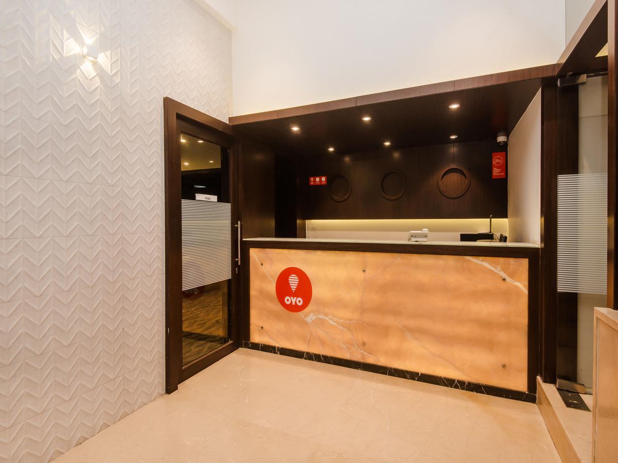 Oyo 13089 Hotel Gold Crest Navi Mumbai Buitenkant foto
