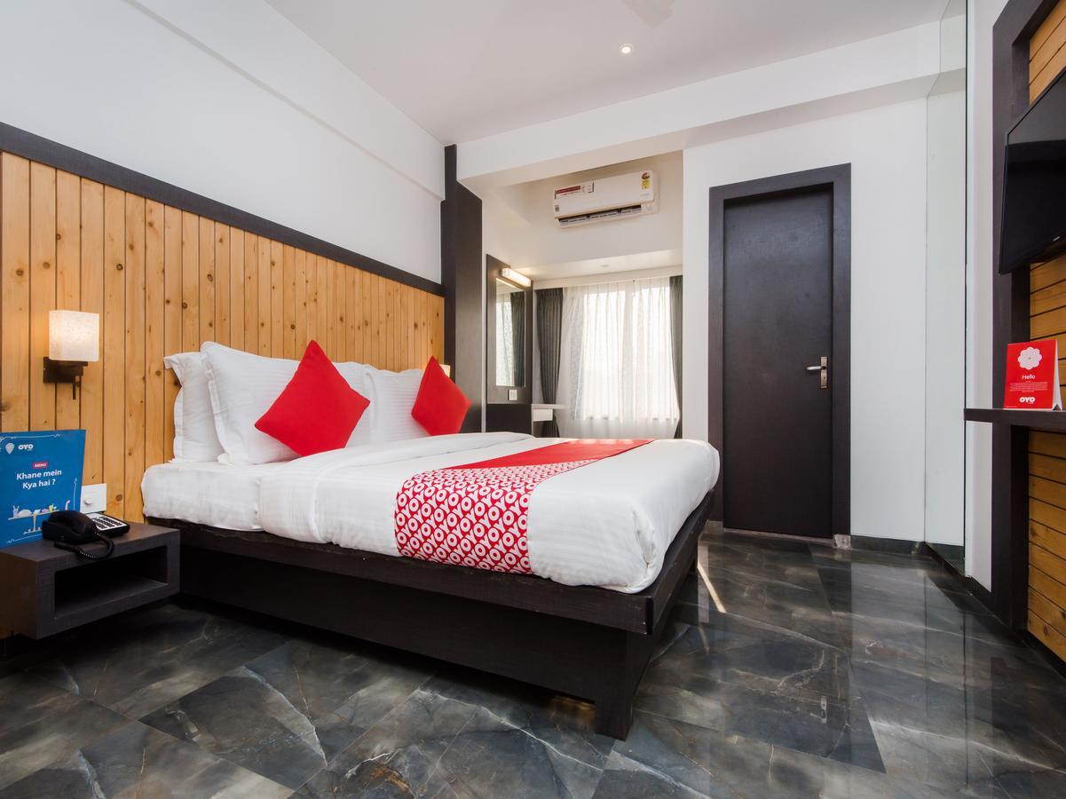 Oyo 13089 Hotel Gold Crest Navi Mumbai Buitenkant foto